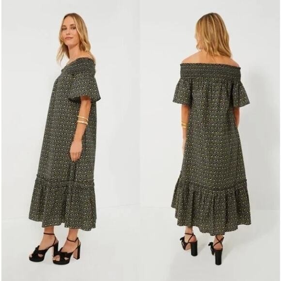 Hyacinth House Dresses & Skirts - HYACINTH HOUSE Dress Small Black Floral Smocked Off The Shoulder Tuckernuck NEW